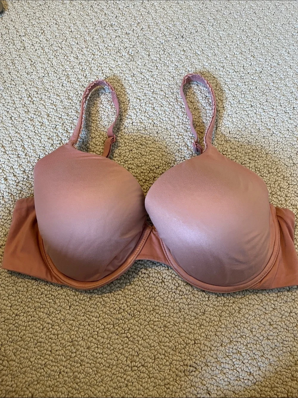Victorias Secret Seamless Light Pink T-Shirt Bra Underwire 34D - Picture 2 of 3
